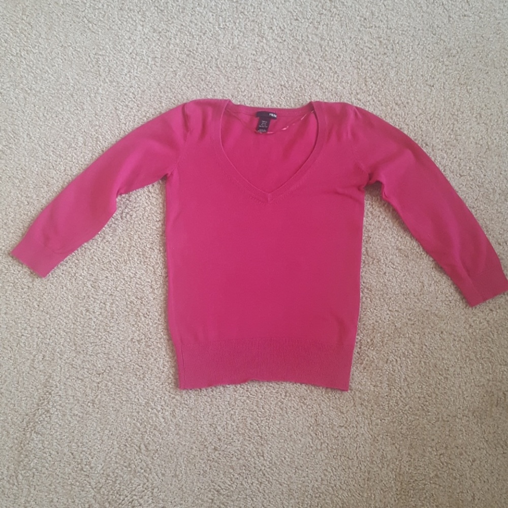 H&M V-Neck 3/4 Sleeve Magenta Sweater Size XS